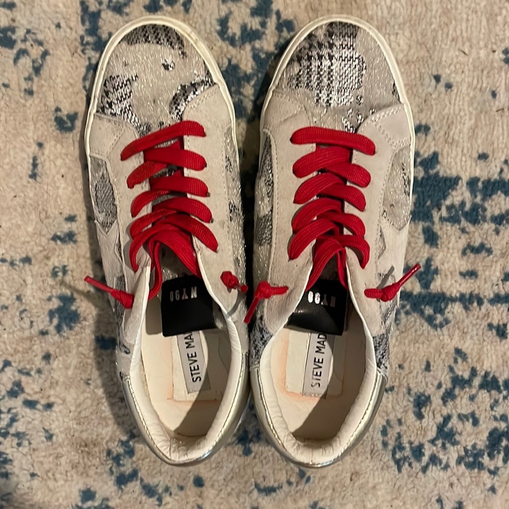 Steve Madden NY90 Starling Sneaker Size 9